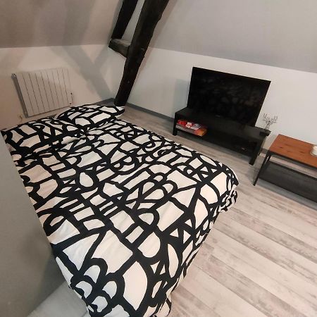 Ferienwohnung La Machine Sous Combles Exterior foto