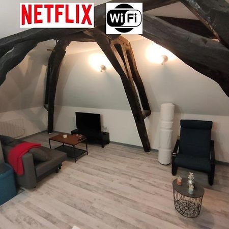 Ferienwohnung La Machine Sous Combles Exterior foto